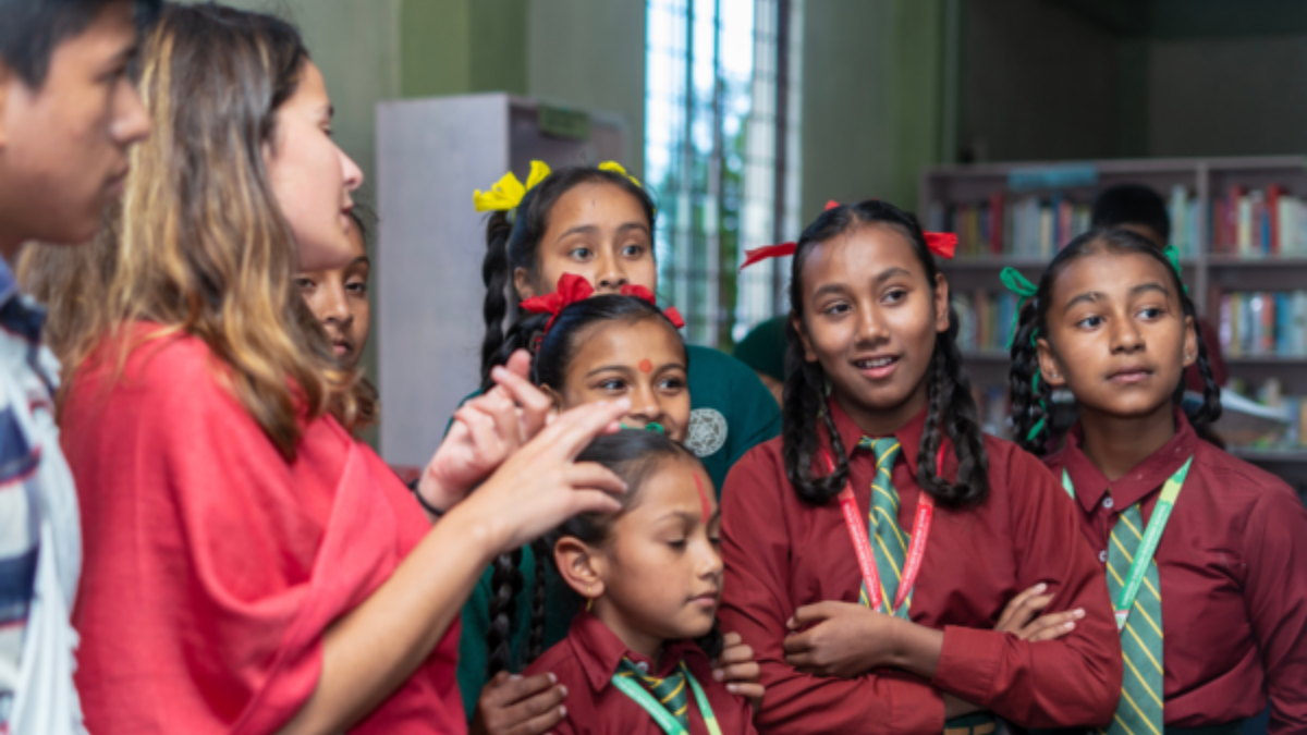 Between letters and enthusiasm: Our November 2023 before and after the library opening